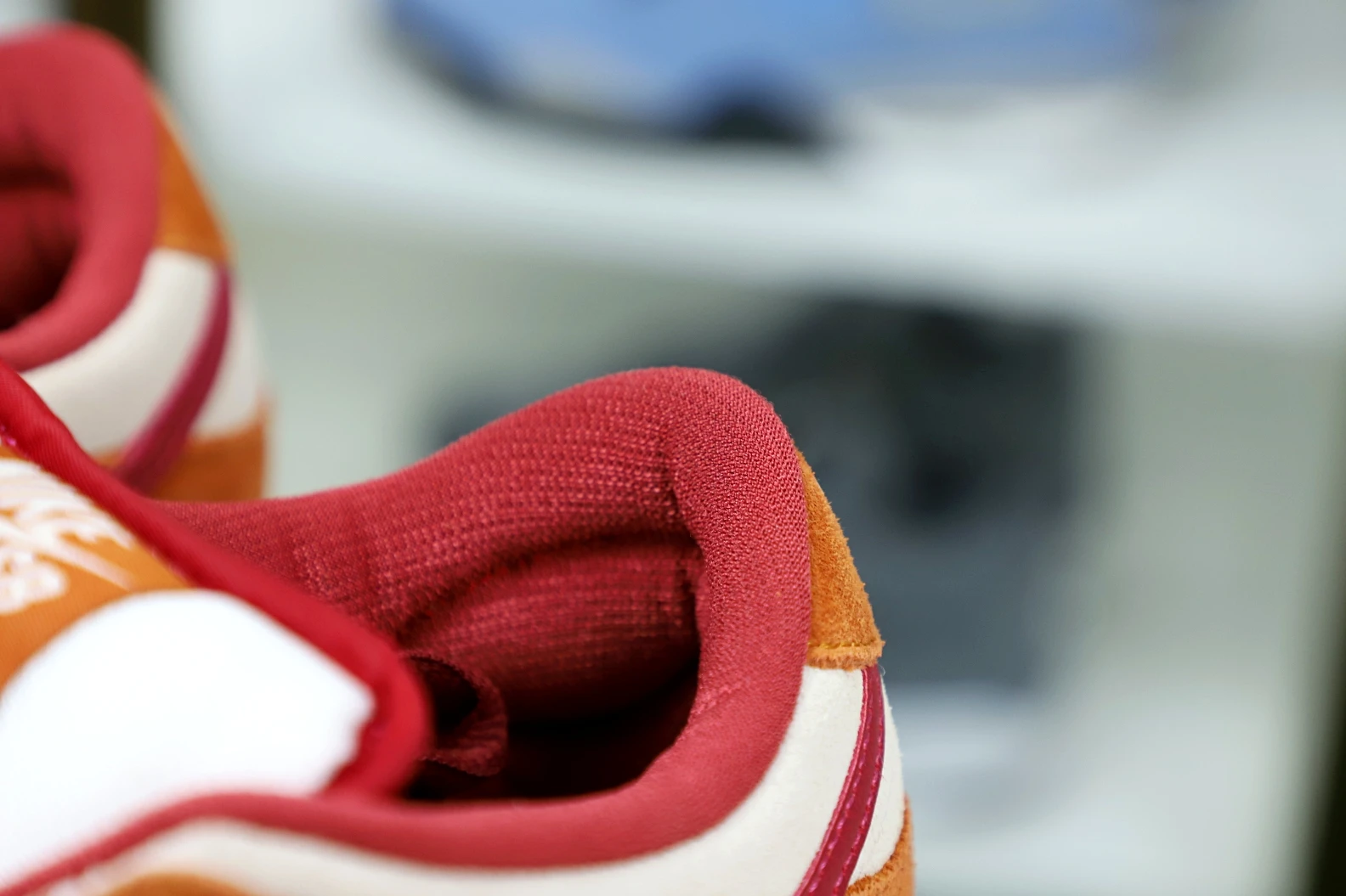 SportInspired Kimikick NIKE SB DUNK LOW PRO DARK RUSSET CEDAR 2969