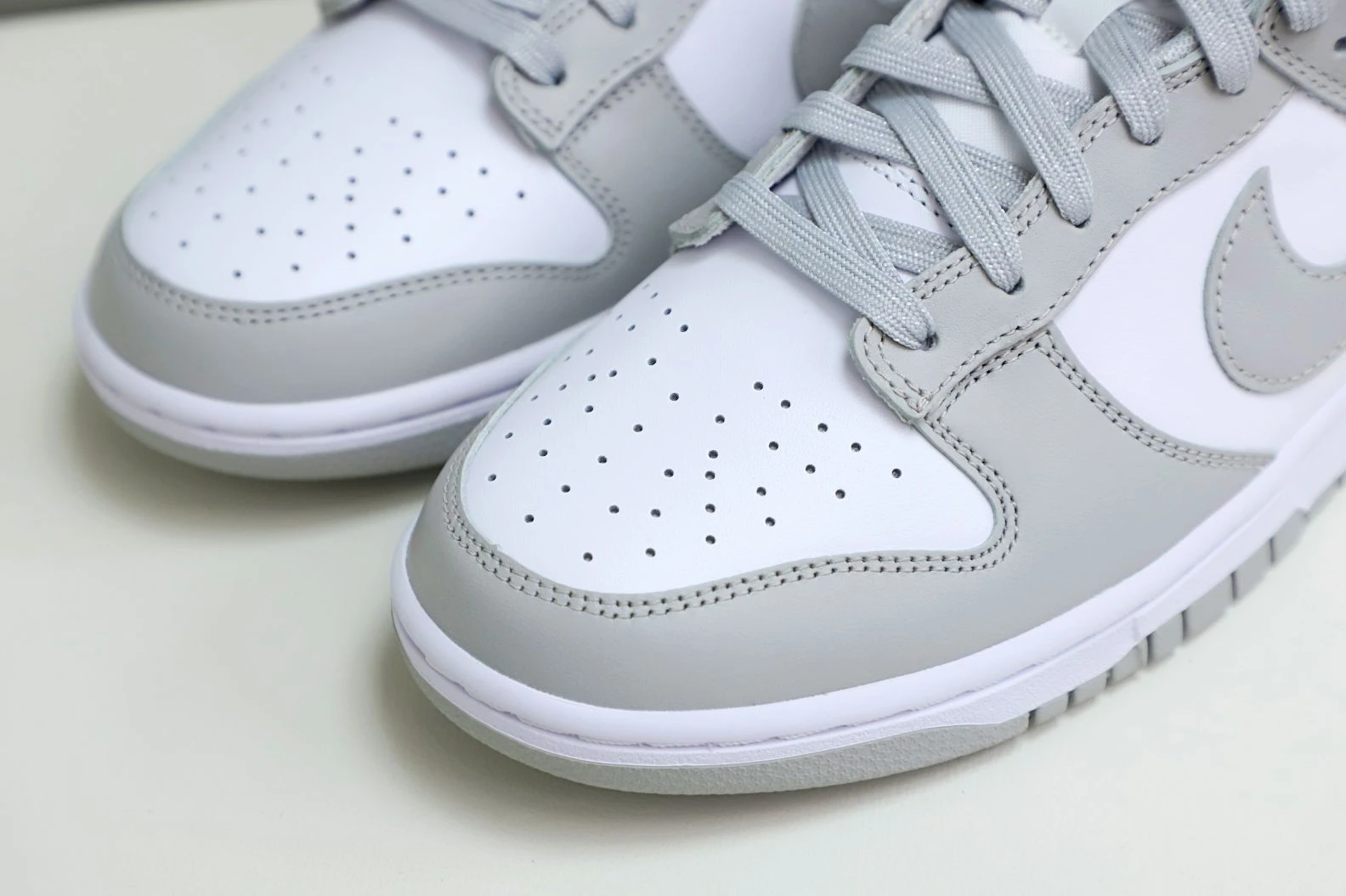 SportInspired Kimikick Nike Dunk Low Retro  Grey Fog 3531