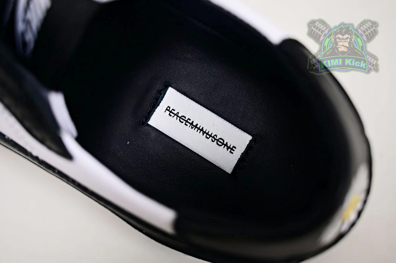 SportInspired Kimikick Peaceminusone x Nike Kwondo1 4. 3444