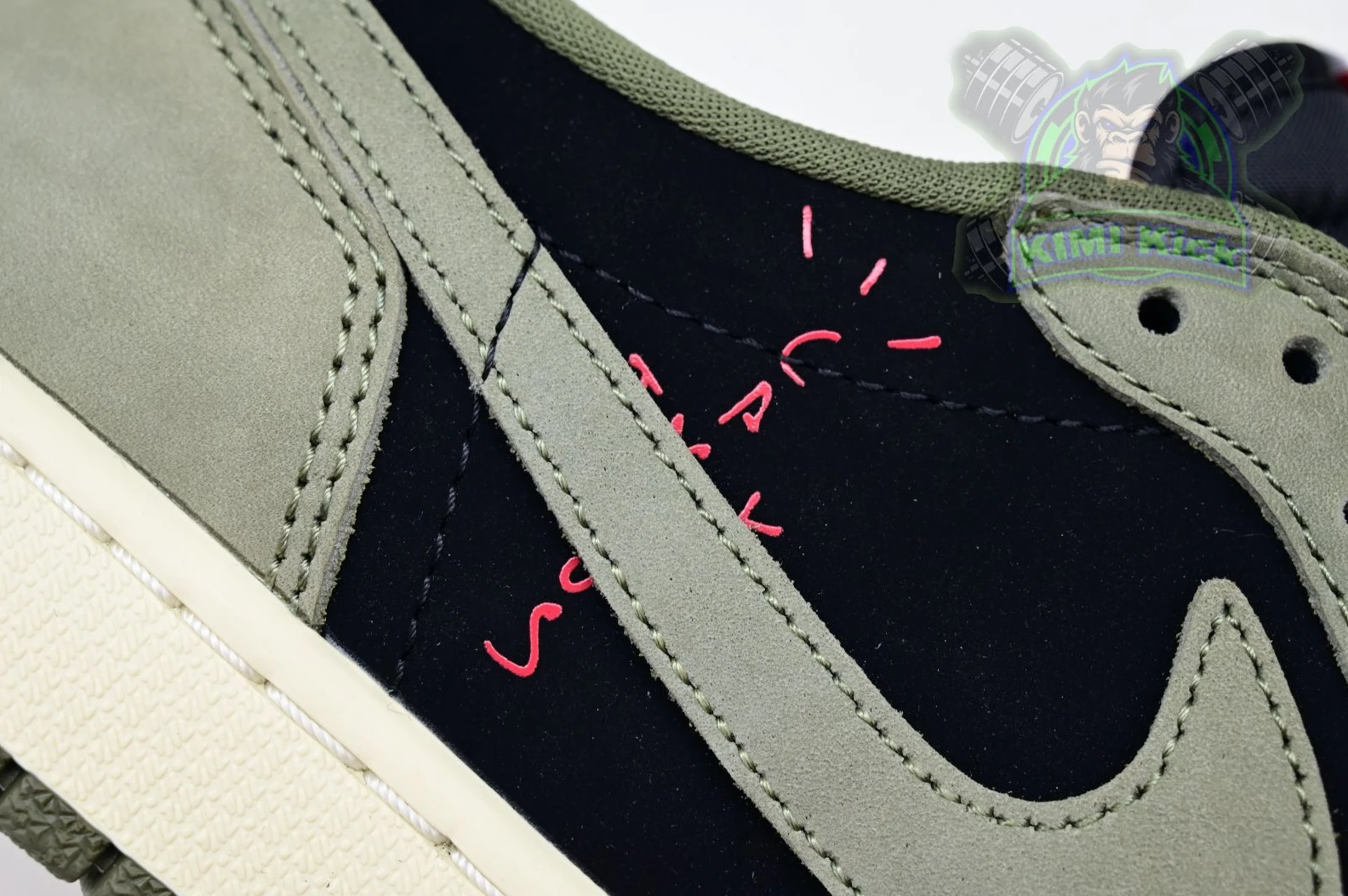 SportInspired Kimikick Travis Scott x Jordan Air Jordan 1 Low OG 7. 1867
