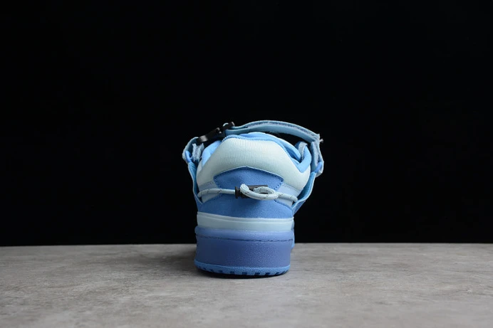 SportInspired ad*s forum buckle low bad bunny blue tint gy 98