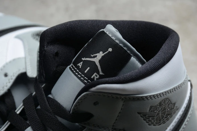 SportInspired air jordan 1 mid light smoke grey 554724- 1665
