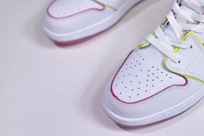 SportInspired air jordan 1 mid se gs ''edge glow'' cv4611- 1248