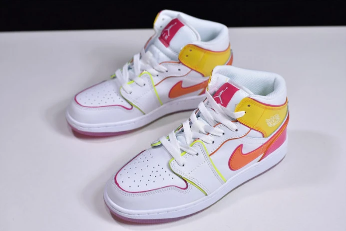 SportInspired air jordan 1 mid se gs ''edge glow'' cv4611- 1248