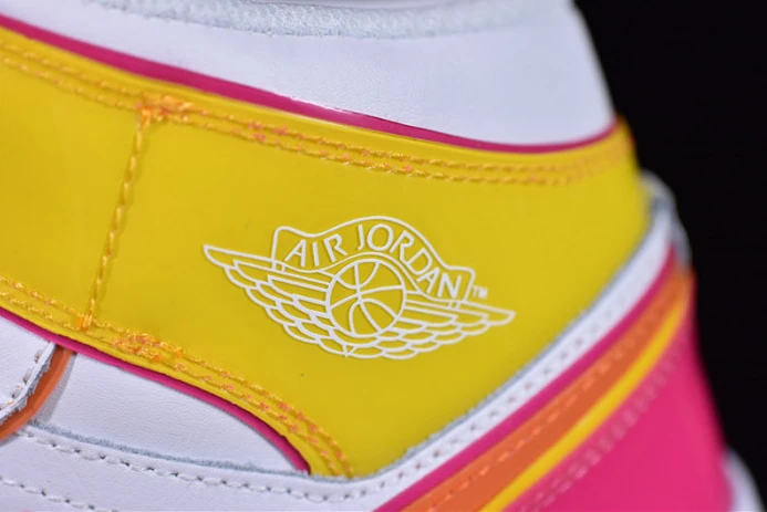 SportInspired air jordan 1 mid se gs ''edge glow'' cv4611- 1248