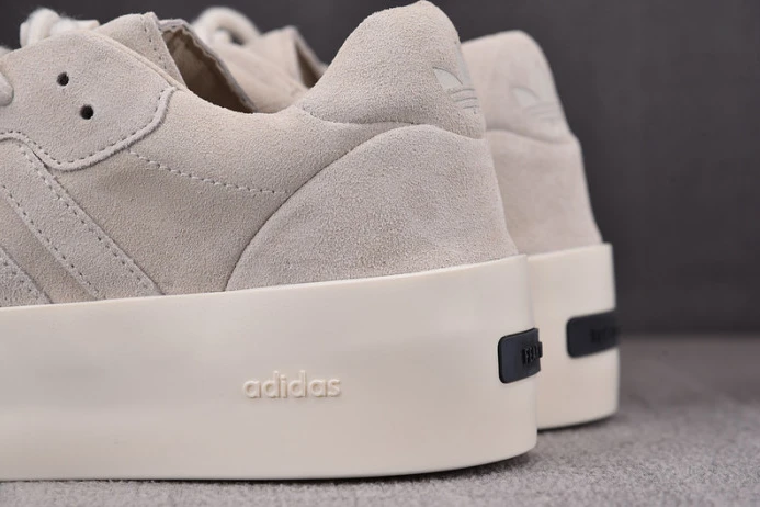 SportInspired fog x ad*s athletics 86 low white grey ie 294
