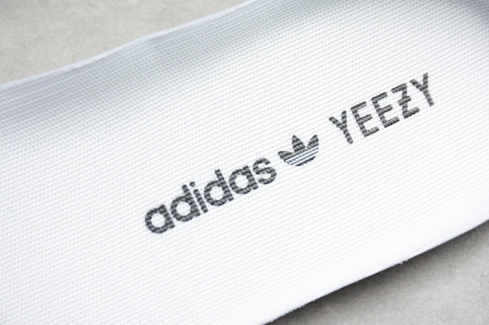 StreetReady 2018 ad*s yeezy boost 350 v2 static “non-reflective” ef 250