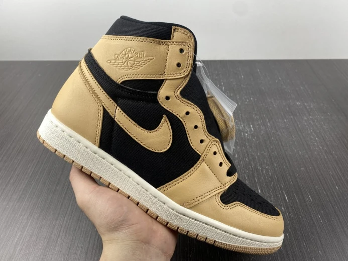 StreetReady Air Jordan 1 High OG Heirloom 555088- 781