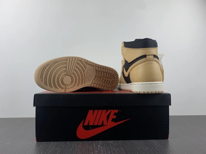 StreetReady Air Jordan 1 High OG Heirloom 555088- 781