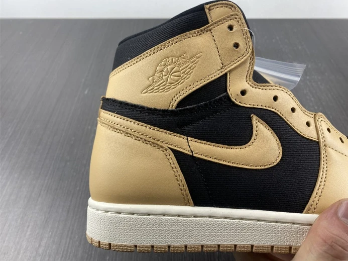 StreetReady Air Jordan 1 High OG Heirloom 555088- 781