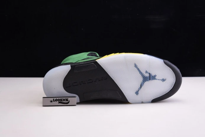 StreetReady Air Jordan 5 SE Oregon Ducks CK6631- 1085