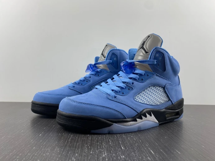StreetReady Air Jordan 5 UNC DV1310- 593