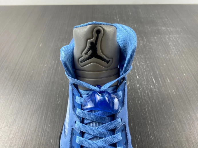 StreetReady Air Jordan 5 UNC DV1310- 593