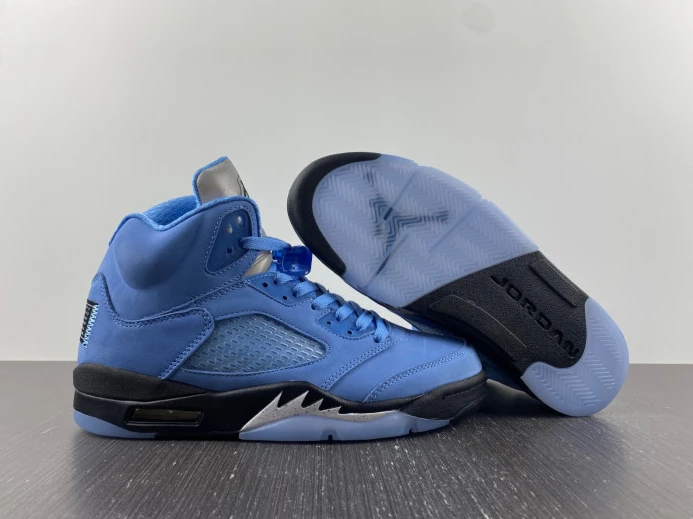 StreetReady Air Jordan 5 UNC DV1310- 593