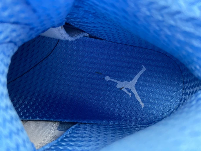 StreetReady Air Jordan 5 UNC DV1310- 593