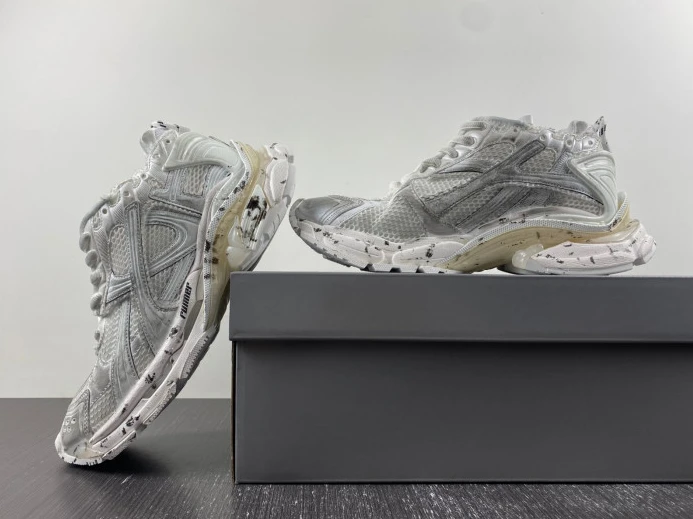 StreetReady BLCG RUNNER SNEAKER 656065 W3RA9 2687