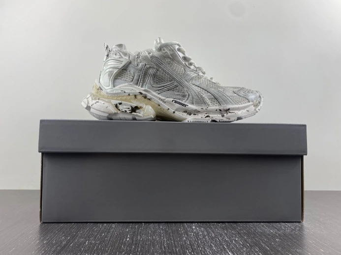 StreetReady BLCG RUNNER SNEAKER 656065 W3RA9 2687