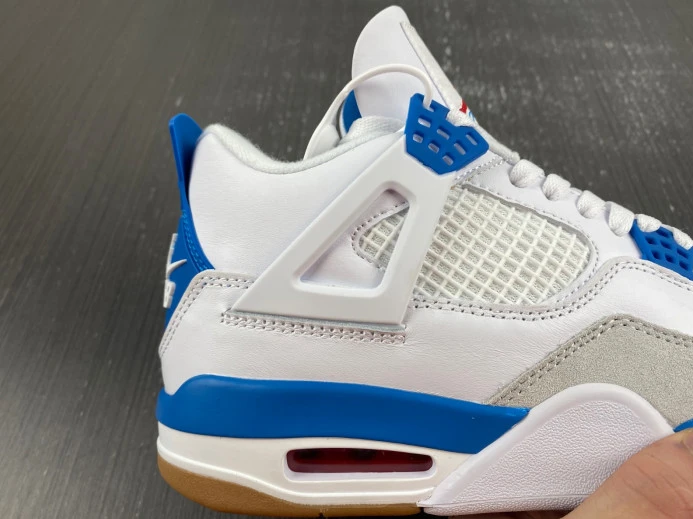 StreetReady Jordan 4 Retro SB DR5415- 991