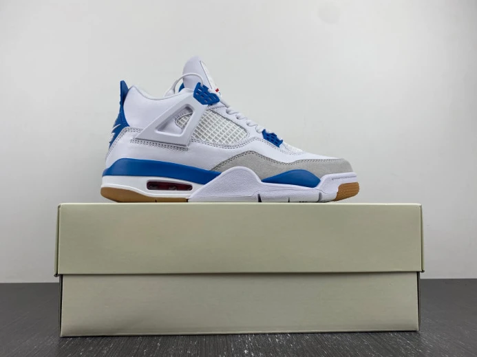 StreetReady Jordan 4 Retro SB DR5415- 991