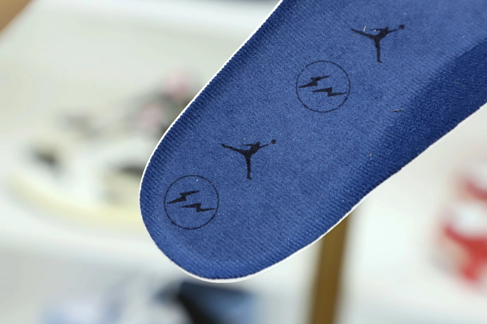 StreetReady Kimikick FRAGMENT DESIGN X AIR JORDAN 3 RETRO SP 'WHITE' 1961