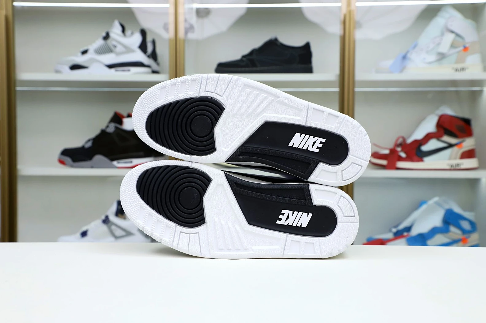 StreetReady Kimikick FRAGMENT DESIGN X AIR JORDAN 3 RETRO SP 'WHITE' 1961