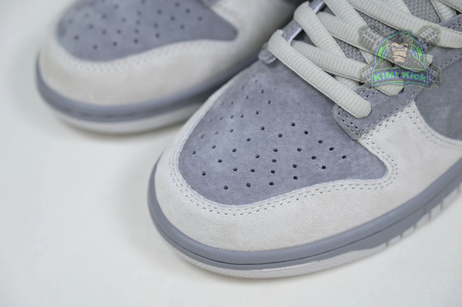 StreetReady Kimikick Nike Dunk SB Low Pro London 3430
