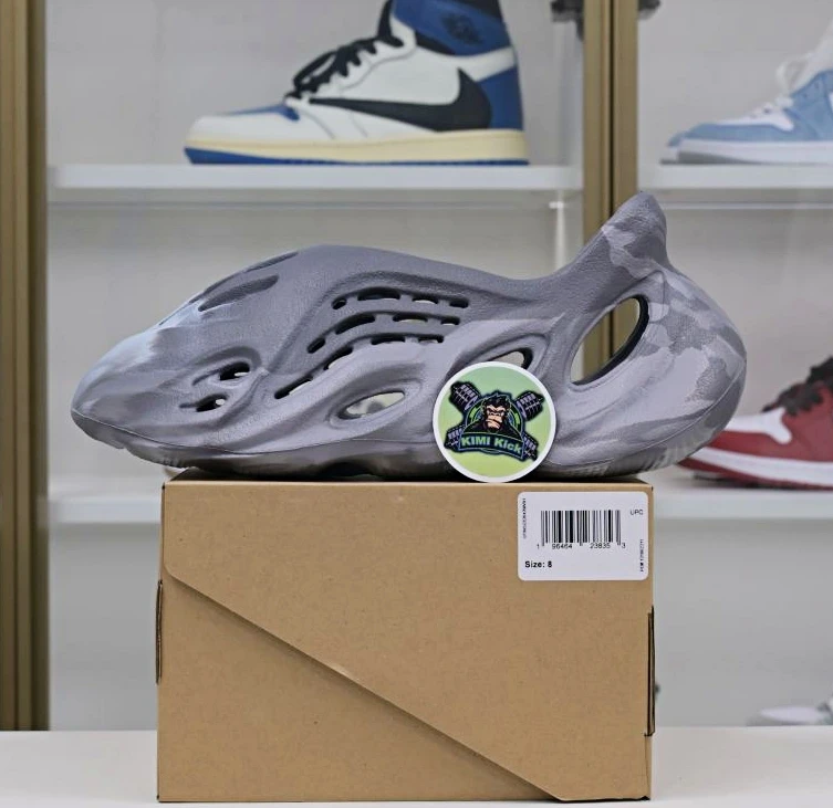 StreetReady Kimikick Yeezy Foam Runner 6