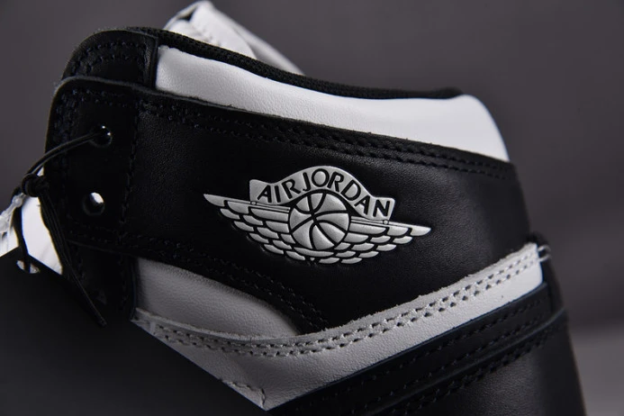 StreetReady air jordan 1 retro high 85 black white bq4422- 1627