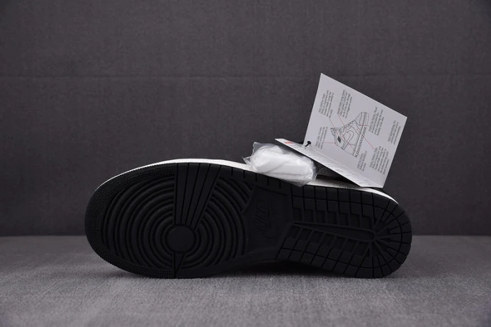 StreetReady air jordan 1 retro high 85 black white bq4422- 1627