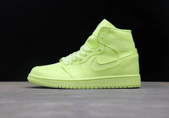 StreetReady air jordan 1 retro high barely volt ah7389- 1275