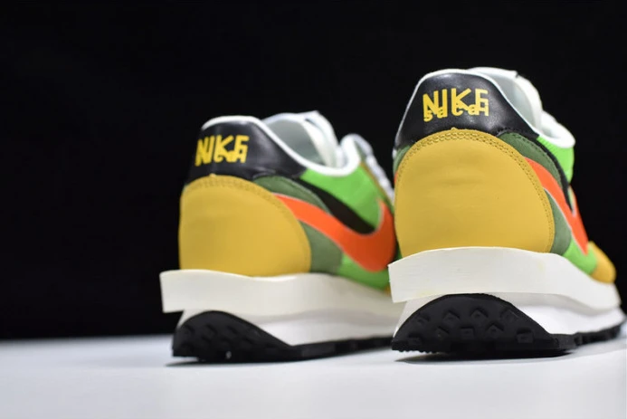 StreetReady sacai x nike ldv waffle green gusto bv0073- 3144
