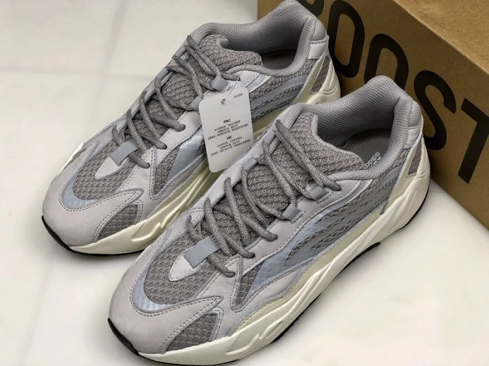 TopPick Adidas Yeezy Boost 700 V2 Static EF 469