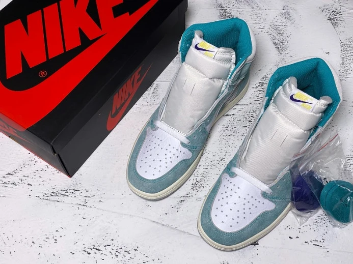 TopPick Air Jordan 1 Retro High OG Turbo Green 555088- 906