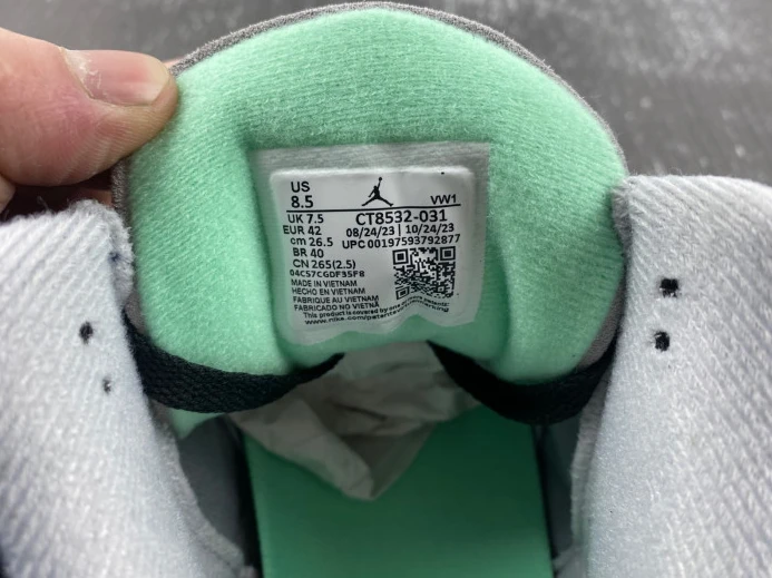TopPick Air Jordan 3 Green Glow CT8532- 520