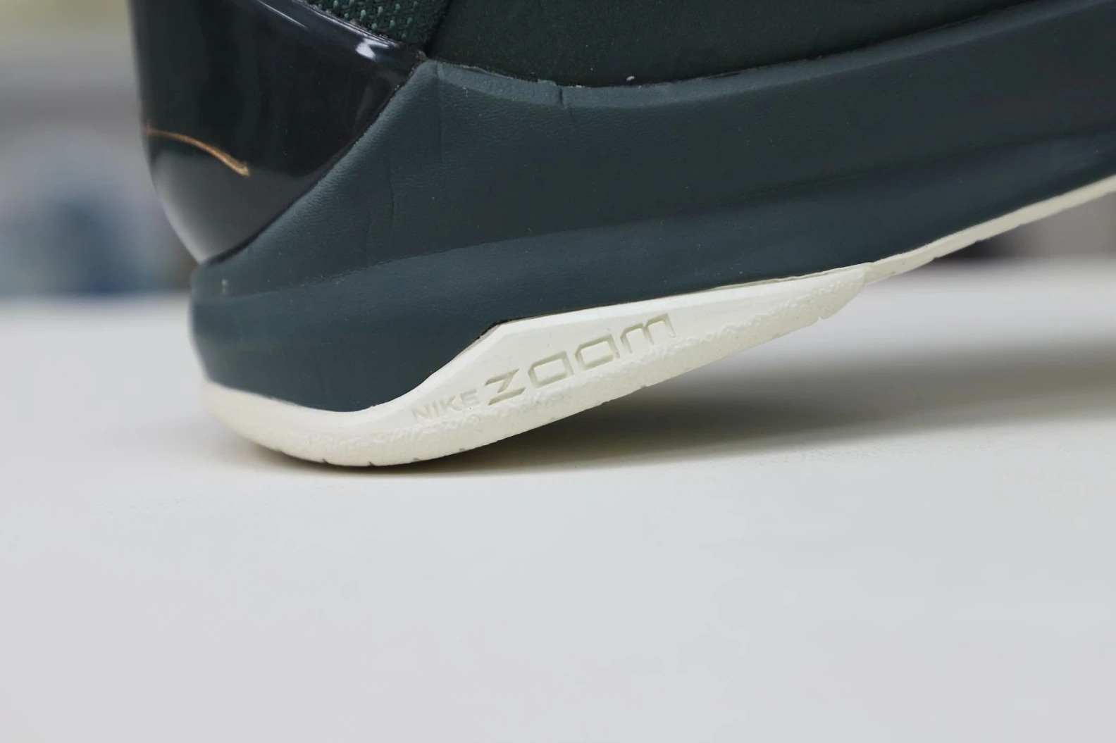 TopPick Kimikick Nike Zoom Kobe 5 Protro EYBLForest Green 3457