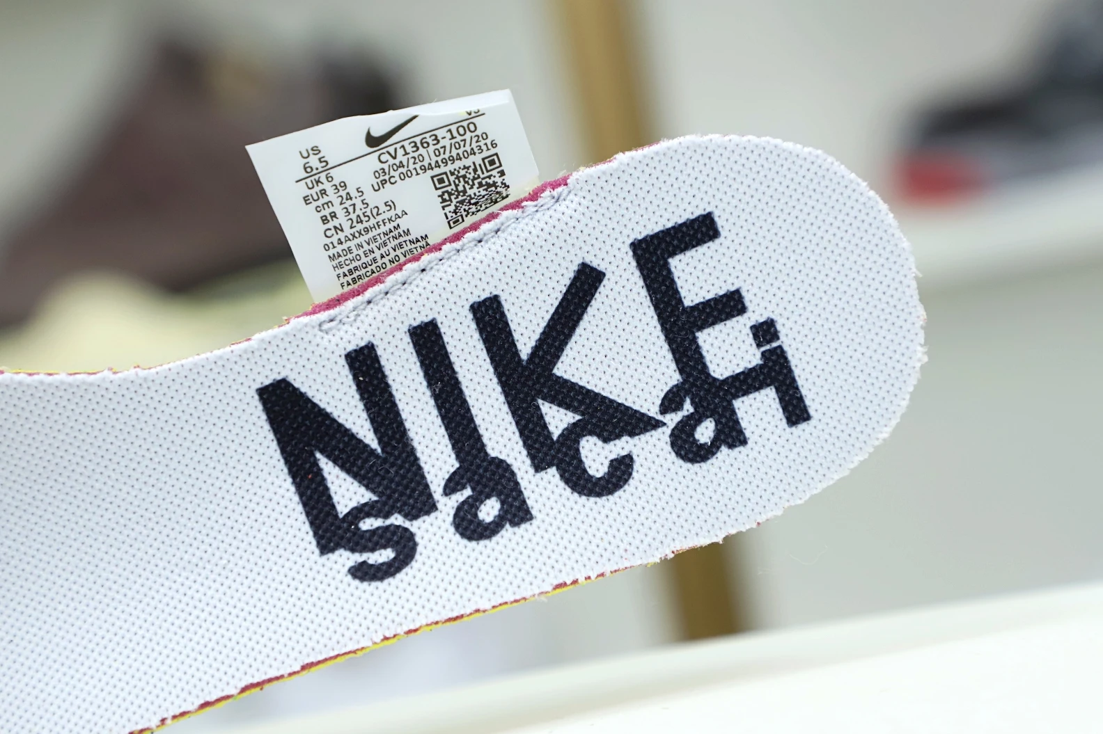 TopPick Kimikick SACAI X VAPORWAFFLE 'SAIL' 3507