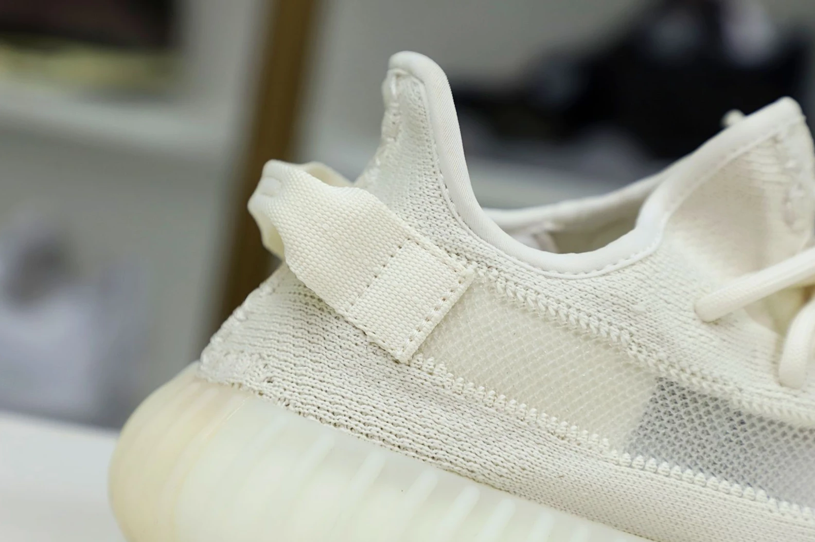 TopPick Kimikick YEEZY BOOST 350 V2 “PURE OAT” 86