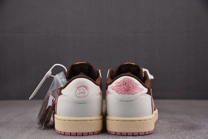 Travis Scott x AJ 1 Low OG SP DZ4137- WellDesigned 492