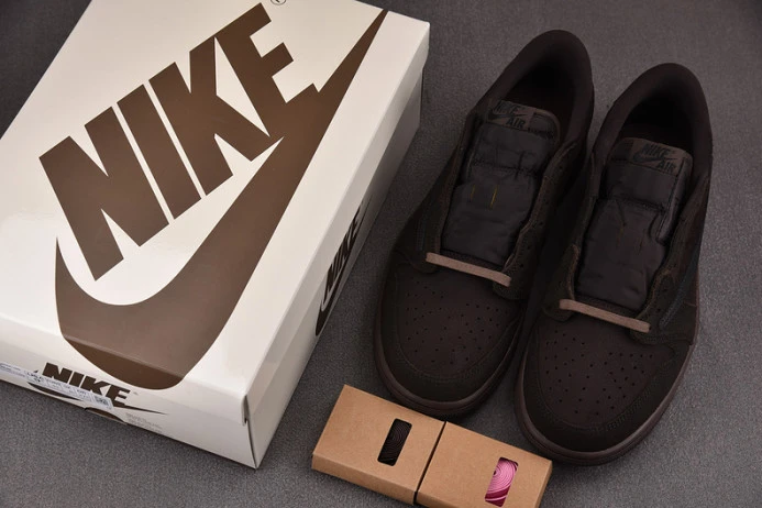 Travis Scott x Air Jordan 1 Low OG Velvet Brown DM7866- ModernLook 491