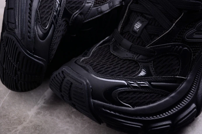Trendy 10xl sneaker w2mv 2205