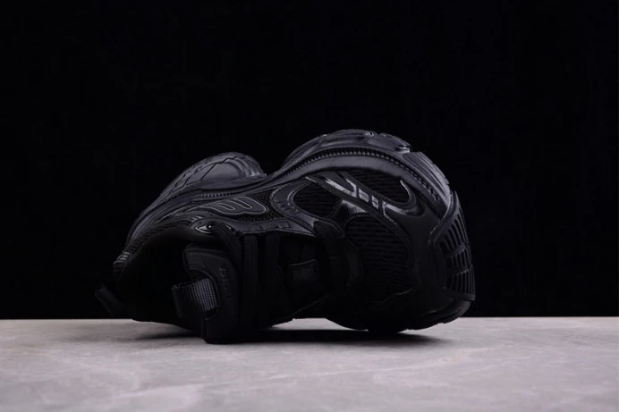 Trendy 10xl sneaker w2mv 2205