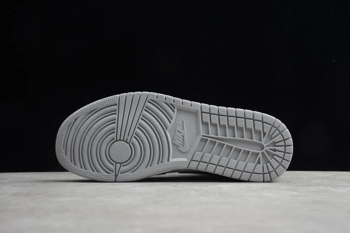 Trendy AIR Jordan 1 Mid Light Smoke Grey 554724- 847