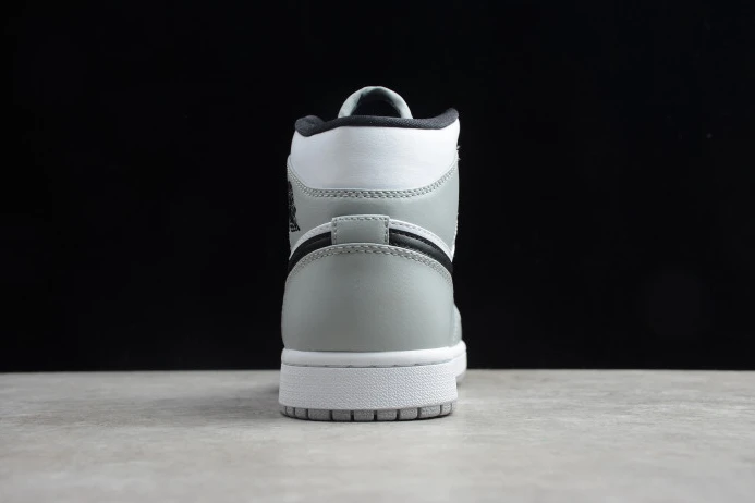 Trendy AIR Jordan 1 Mid Light Smoke Grey 554724- 847