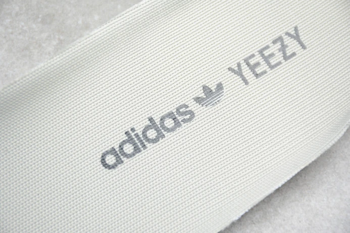 Trendy Adidas Yeezy Boost 350 Moonrock AQ 312