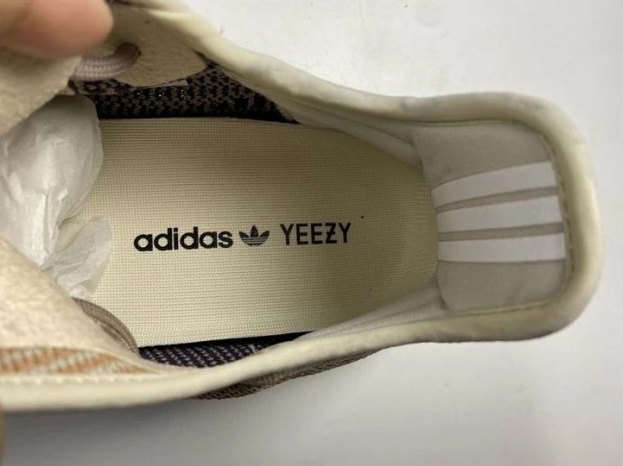 Trendy Adidas Yeezy Boost 350 V2 Ash Pearl GY 306