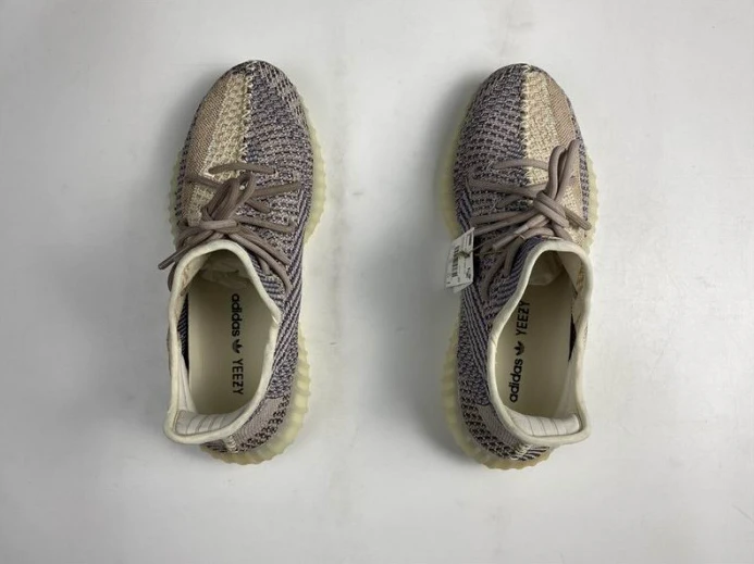 Trendy Adidas Yeezy Boost 350 V2 Ash Pearl GY 306