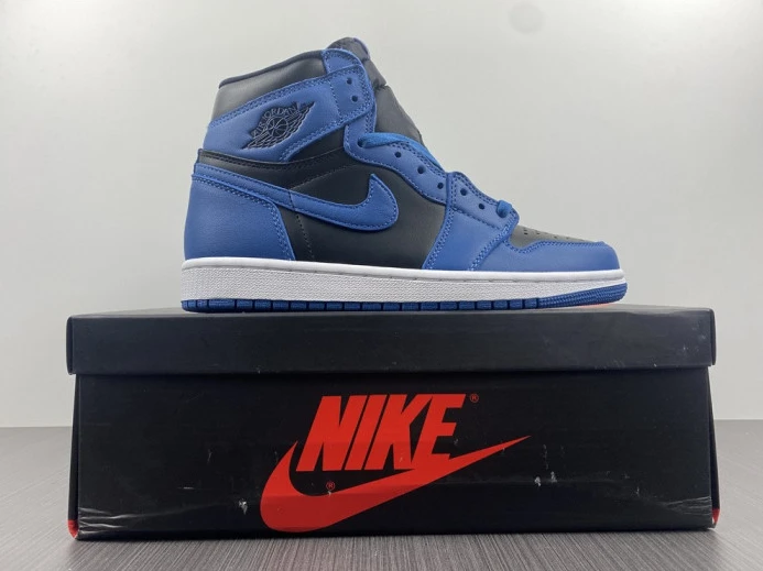 Trendy Air Jordan 1 Retro High OG 'Dark Marina Blue' 555088- 796