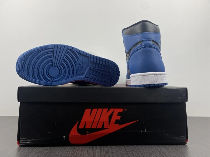 Trendy Air Jordan 1 Retro High OG 'Dark Marina Blue' 555088- 796
