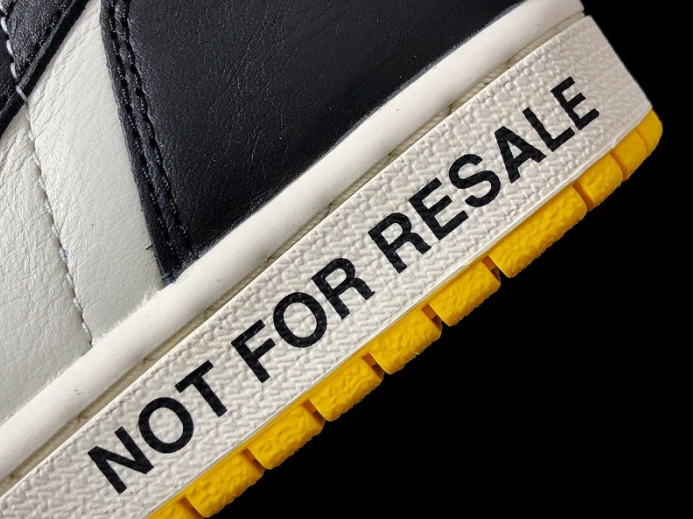 Trendy Air Jordan 1 Retro High OG NRG "Not For Resale" - 861428 930