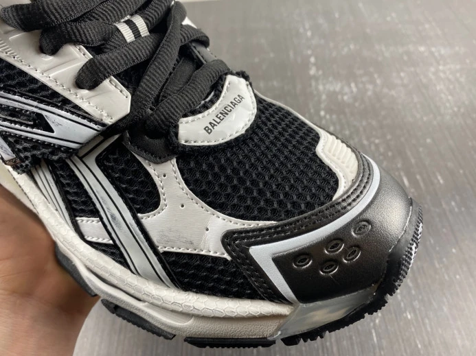 Trendy BLCG RUNNER HIGH TOP SNEAKER 695764 W3RH2 2689